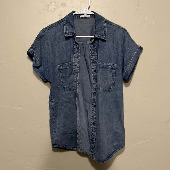 Denim Short-Sleeved Shirt - Maurice’s - Picture 1 of 3